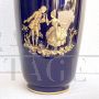 Vaso Limoges blu cobalto con decori oro zecchino, Francia metà XX secolo