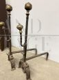 Coppia di alari antichi in ferro battuto e bronzo, XVII secolo                            