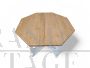 Tavolo ottagonale in legno di castagno con base sagomata, anni '70                            