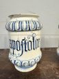 Coppia di vasi albarello da farmacia antichi in ceramica di Bassano, XVIII secolo                            