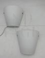 Coppia di applique vintage in vetro bianco lattimo, anni '60                            