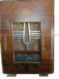 Radio vintage Ducretet Thomson con giradischi                            