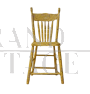 Sedia in stile country in legno giallo                            