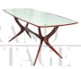 Tavolo in stile Ico Parisi con piano in vetro verde marmorizzato                            