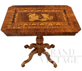 Antico tavolino Tarsia Rolo dell'800 in noce intarsiato                            