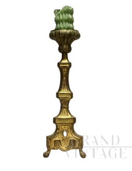 Candeliere da chiesa antico in bronzo dorato                            