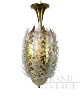 Lampadario vintage in ottone e vetro dorato a foglie, anni '70                            