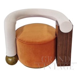 Poltrona design asimmetrica                            