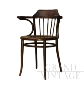 Sedia in stile Thonet con schienale avvolgente                            