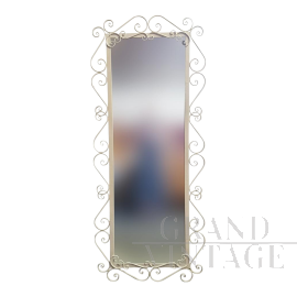 Specchiera da terra in metallo color avorio                            