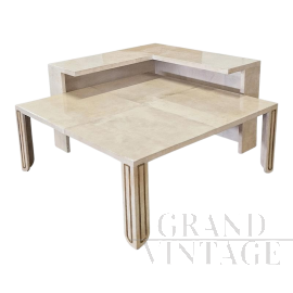 Tavolo da salotto in pergamena con mensola                            