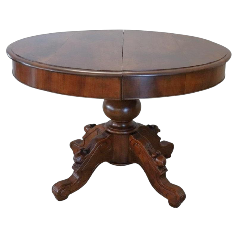 Antique oval extendable dining table in walnut, mid 19th century