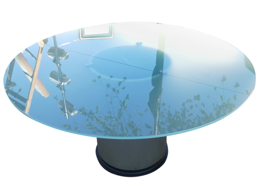Round table with satin glass top