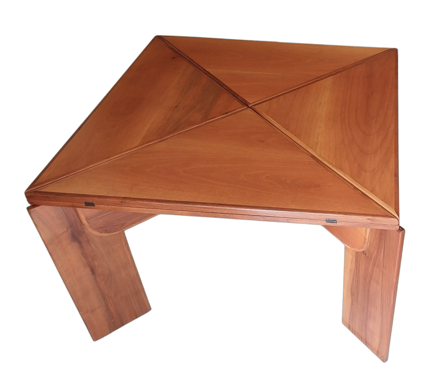 Tavolo quadrato allungabile design di Silvio Coppola per Bernini                            
