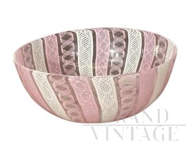 Ciotola centrotavola Salviati in vetro di Murano zanfirico rosa, di fine '800                            