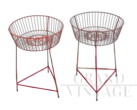 Coppia di ceste da esposizione da negozio vintage in metallo rosso, 1960                            