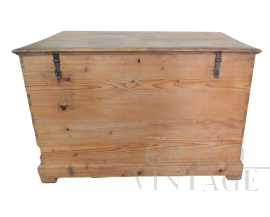 Cassa baule vintage in legno di abete anni '50