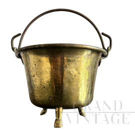 Vaso paiolo in ottone, Italia anni '40                            