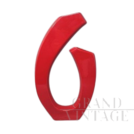 Vaso Space Age design di Pietro Arosio in ceramica rossa, Italia anni '70                            