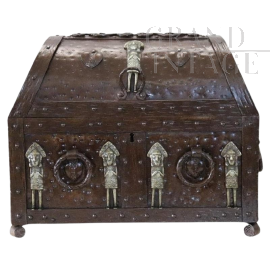 Scottish iron casket from the early 1900s