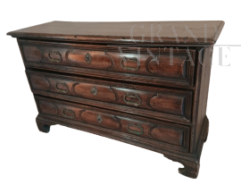 Carved chest of drawers from the early 1900s