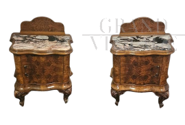 Pair of Chippendale style bedside tables in briar wood with marble top