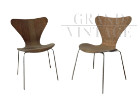 Pair of chairs series 7 model 3107 by Arne Jacobsen for Fritz Hansen