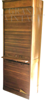 Office bookcase or cupboard with roller shutter closure