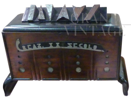 Inavi Italian theater antique powder dispenser, 1940s                 
                            