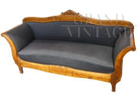 Antique Louis Philippe period carved sofa in walnut