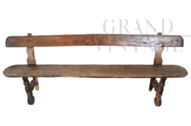 Large antique rustic bench in solid chestnut, late 19th century                       
                            