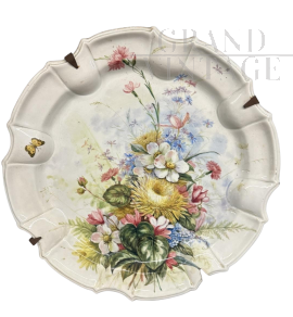 Large antique Italian Bassano majolica plate with floral decoration