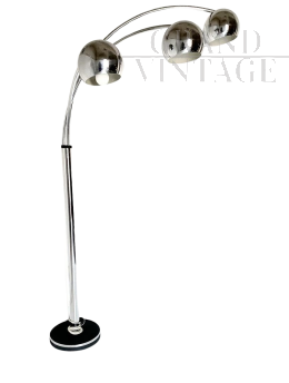Reggiani design arched floor lamp in chromed steel with 3 lights, Italy 1960s