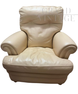 Dream Poltrona Frau armchair in beige leather