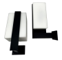 Coppia di applique attribuite a Stilnovo con vetri bianchi squadrati                           
                            