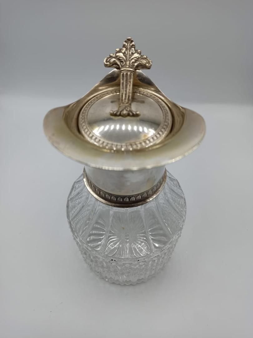 Vintage glass carafe with silver handle Grand Vintage