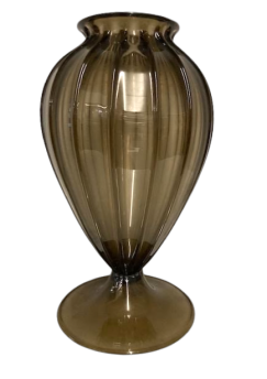 Large vase designed by Vittorio Zecchin in ribbed Murano glass, early 1900s
