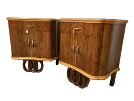 Pair of 1940s Art Deco bedside tables in briarwood with glass top and woven base