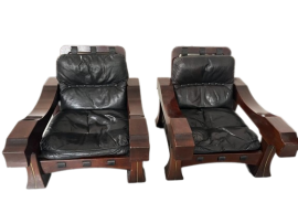 Pair of Ussaro armchairs by Luciano Frigerio in wood and black leather