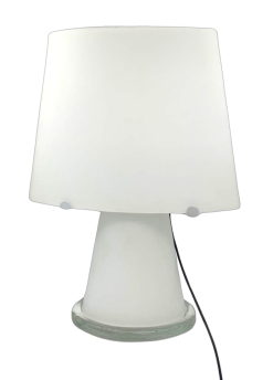 Lampada da tavolo in vetro di Murano bianco attribuita a Fontana Arte                            