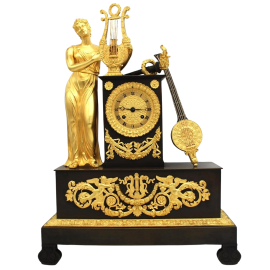 Antique Parisian Empire pendulum clock in gilded bronze from the 19th century
