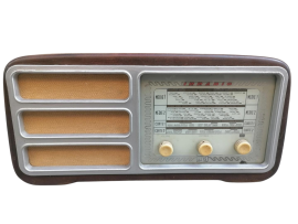 Vintage radio Irradio ak15, Italy 1950s