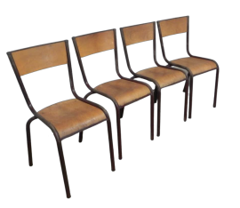 Set of 4 stackable burgundy Mullca chairs with light wood seat, 1960s