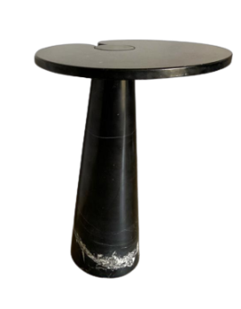 Angelo Mangiarotti style coffee table in black Marquina marble
                            