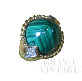 Gold ring with diamonds and malachite    