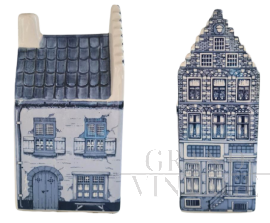 Delft house No.3 in hand painted ceramic, in shades of blue