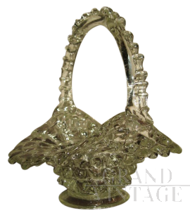 Murano beak decorated glass basket, Barovier and Toso, 1950s