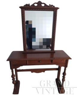 Antique style entrance console with mirror
                            