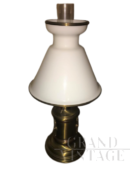 Large vintage Old America table lamp