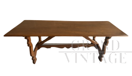 Grande tavolo fratino in legno massello con gambe a lira                            